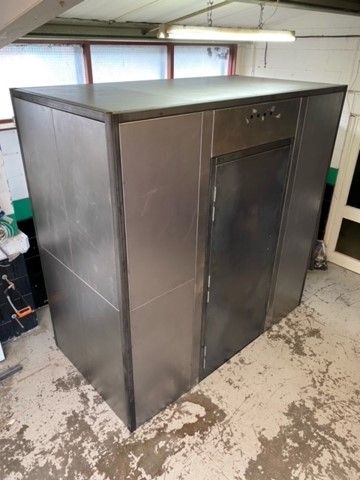 EMBASSY SECURITY ROOMS